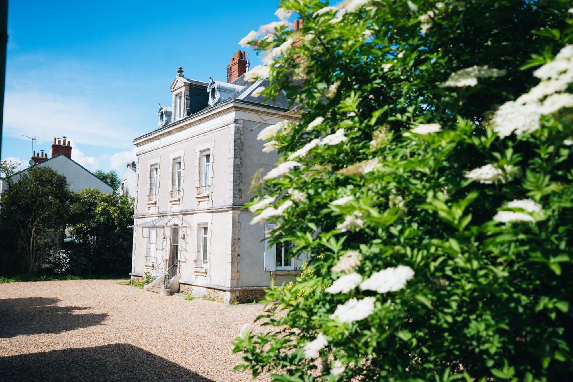 La Marjolaine - Demeure D'Hotes - Service Para-Hoteiier - Premium Châteauroux Buitenkant foto