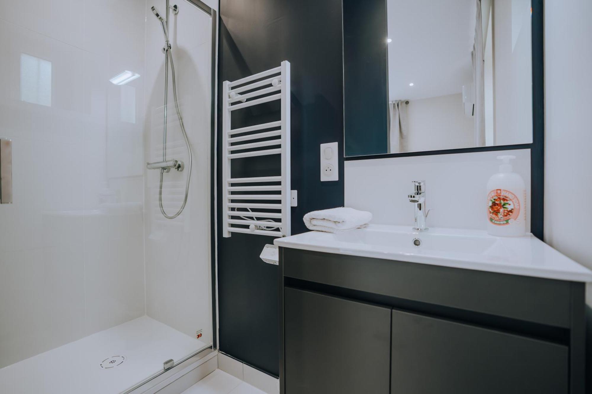 La Marjolaine - Demeure D'Hotes - Service Para-Hoteiier - Premium Châteauroux Buitenkant foto